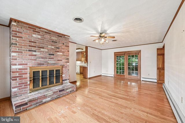 6100 PEMBROOK ST, Frederick, MD 21704