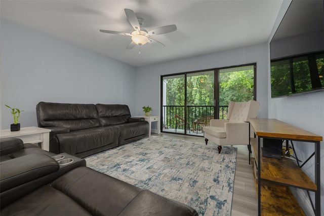 1326 PINE RIDGE CIRCLE E G2, Tarpon Springs, FL 34688
