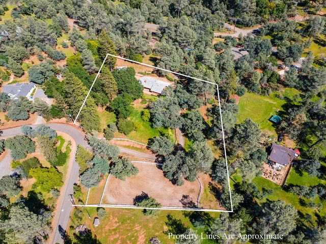 6460 Claim St, Placerville, CA 95667