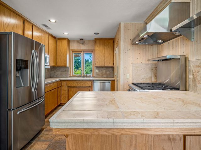 6460 Claim St, Placerville, CA 95667