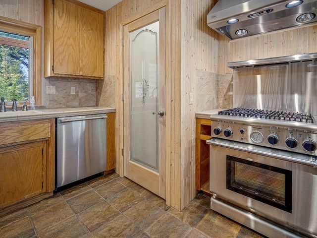 6460 Claim St, Placerville, CA 95667