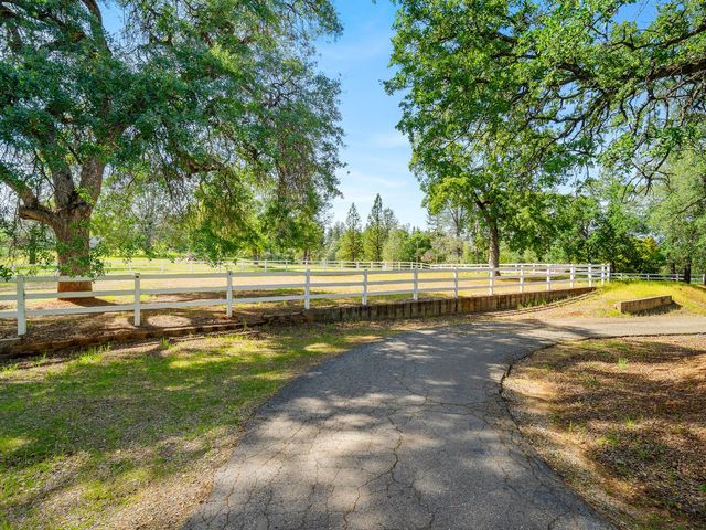 6460 Claim St, Placerville, CA 95667