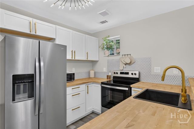 1332 E 39TH & 2205 Ash Street, Savannah, GA 31404
