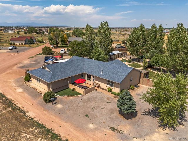 886 S Camino De Bravo, Pueblo, CO 81007