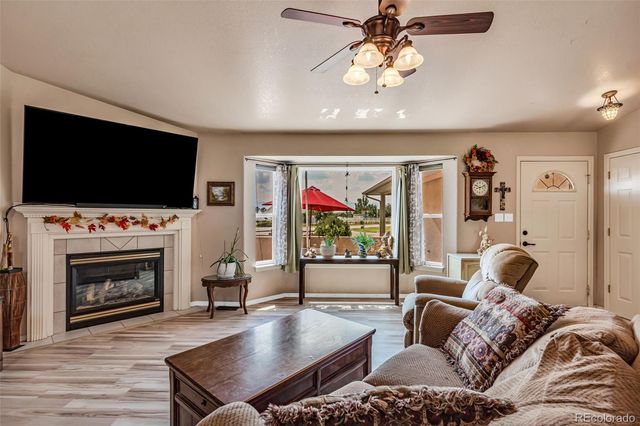 886 S Camino De Bravo, Pueblo, CO 81007