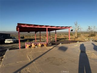 28401 E 263rd E E, Llano, CA 93544