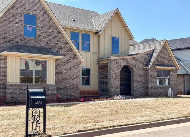 4528 Maple Ridge Drive, Edmond, OK 73034