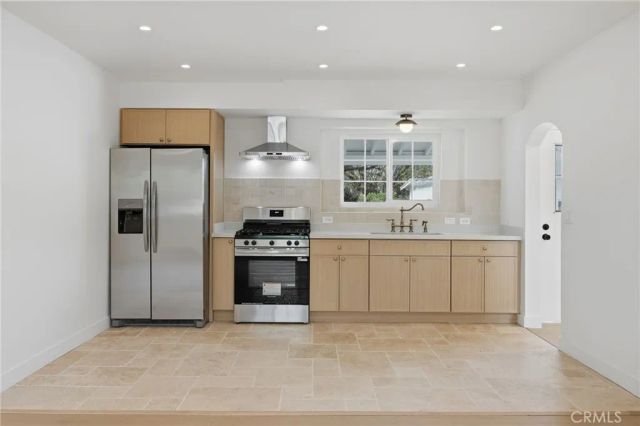 10315 Amboy Avenue, Pacoima, CA 91331