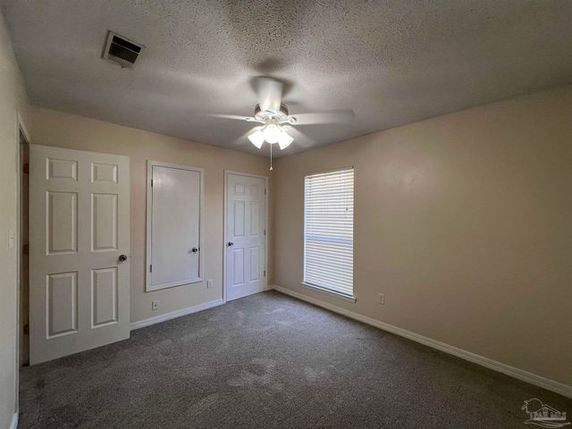 7022 Chapel St 14, Pensacola, FL 32504