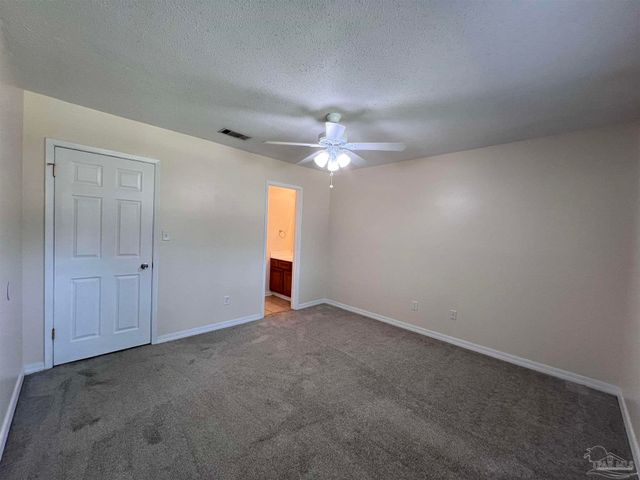 7022 Chapel St 14, Pensacola, FL 32504