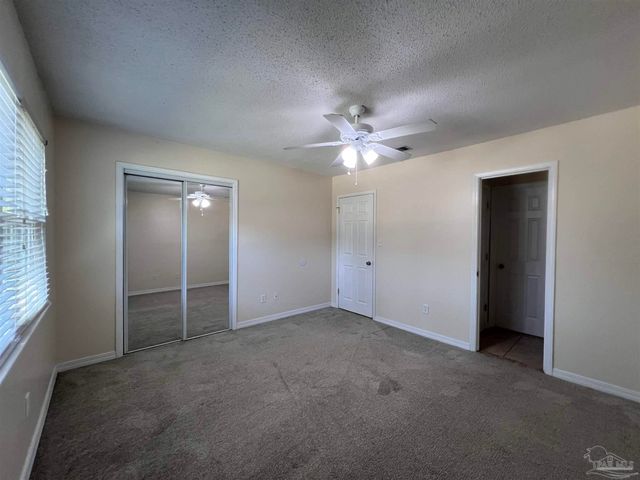 7022 Chapel St 14, Pensacola, FL 32504