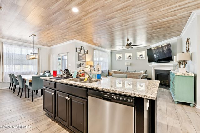 18 Raccoon Lane, Barnegat, NJ 08005