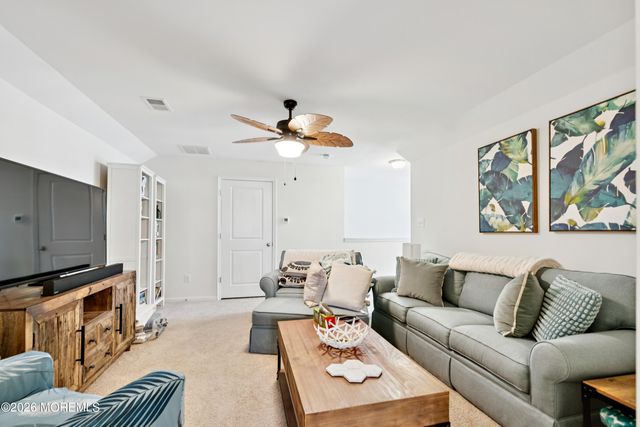 18 Raccoon Lane, Barnegat, NJ 08005