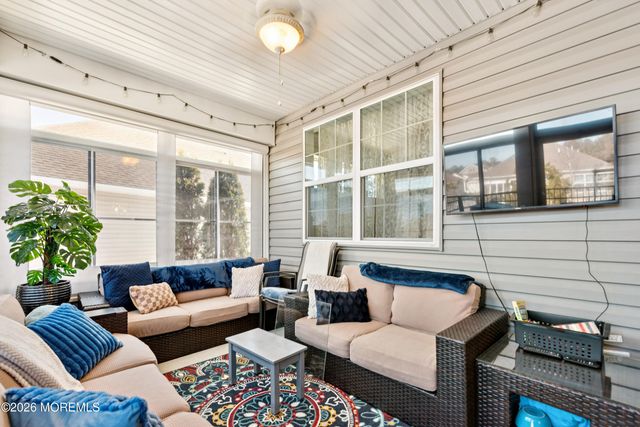 18 Raccoon Lane, Barnegat, NJ 08005