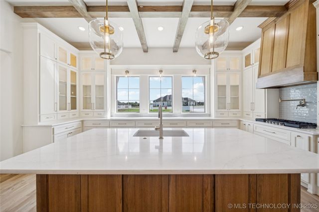 31005 E 67th Street S, Broken Arrow, OK 74014