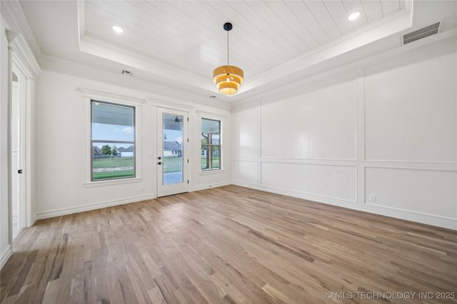 31005 E 67th Street S, Broken Arrow, OK 74014