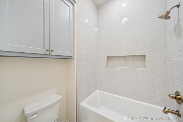 31005 E 67th Street S, Broken Arrow, OK 74014