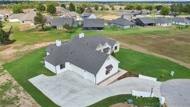 31005 E 67th Street S, Broken Arrow, OK 74014