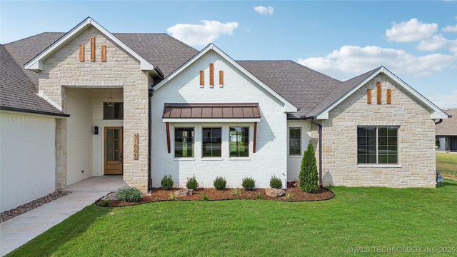 31005 E 67th Street S, Broken Arrow, OK 74014