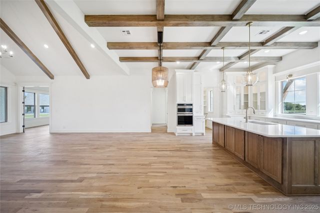 31005 E 67th Street S, Broken Arrow, OK 74014