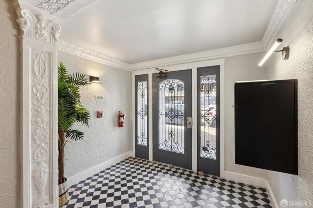 880 26th Avenue 2, San Francisco, CA 94121