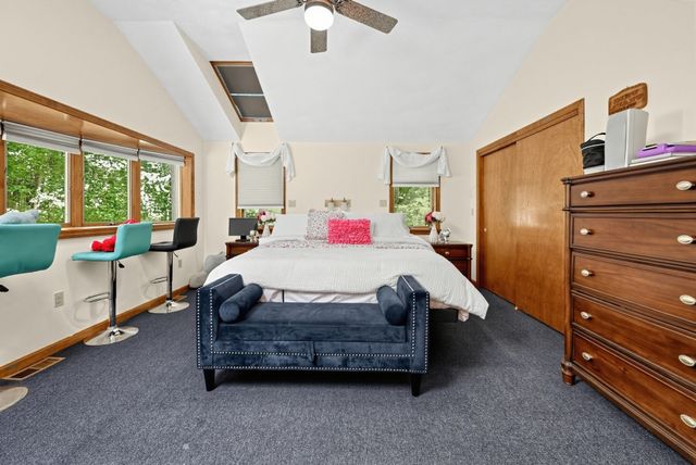 7 Balsam Dr, Townsend, MA 01469