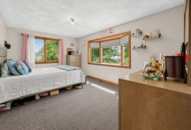 7 Balsam Dr, Townsend, MA 01469