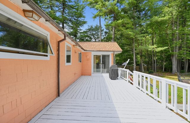 7 Balsam Dr, Townsend, MA 01469
