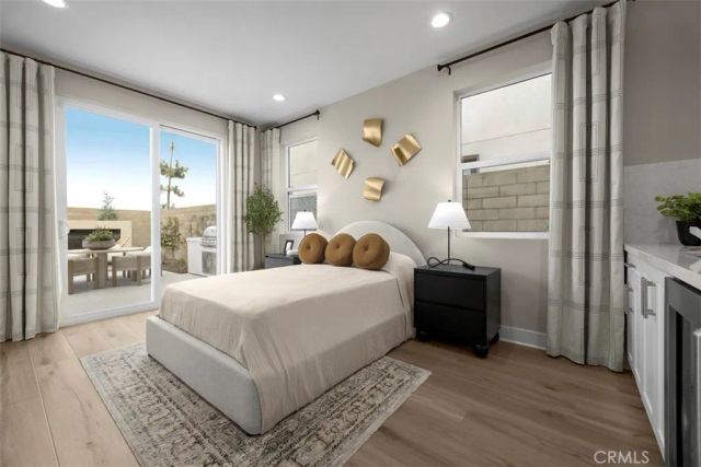 312 Pluto, Irvine, CA 92618