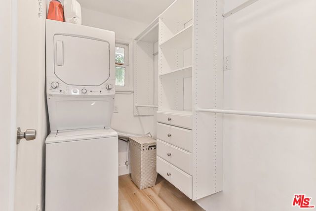 21905 Viscanio Road, Woodland Hills (los Angeles), CA 91364