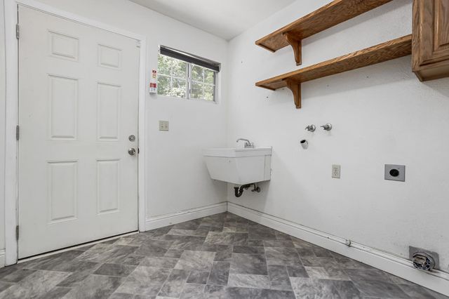 6195 Pony Express Trl, Pollock Pines, CA 95726