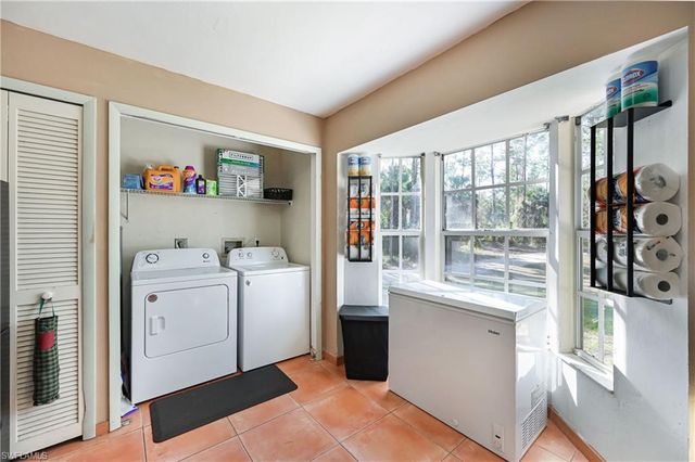 3380 10th AVE SE, Naples, FL 34117