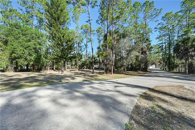 3380 10th AVE SE, Naples, FL 34117