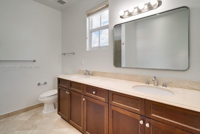 520 Loretto Ave 21, Coral Gables, FL 33146