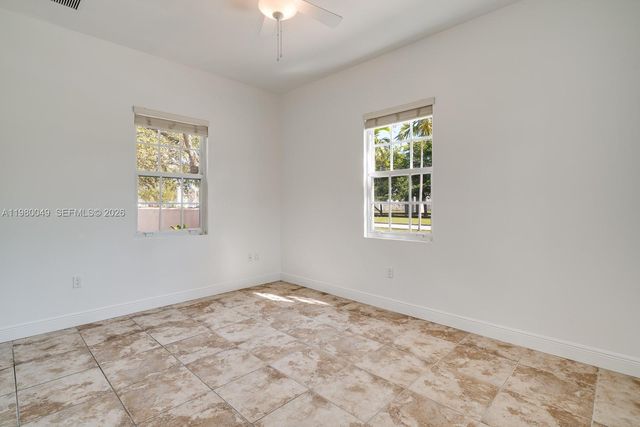 520 Loretto Ave 21, Coral Gables, FL 33146