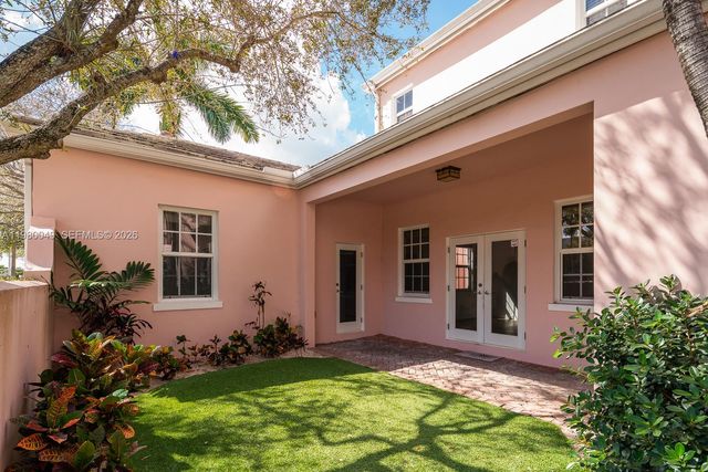 520 Loretto Ave 21, Coral Gables, FL 33146