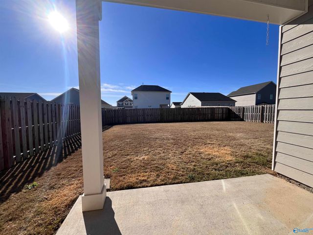 13041 Lantern Pointe Way, Harvest, AL 35749