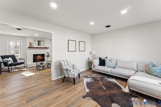 405 Thompson St, Ashland, VA 23005