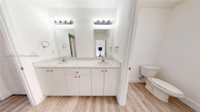 618 SW 2nd Pl 10-60, Florida City, FL 33034