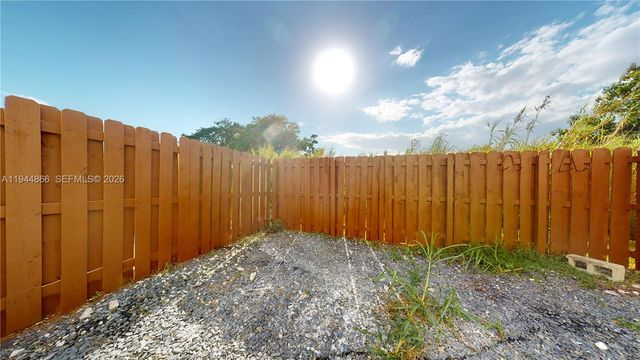 618 SW 2nd Pl 10-60, Florida City, FL 33034