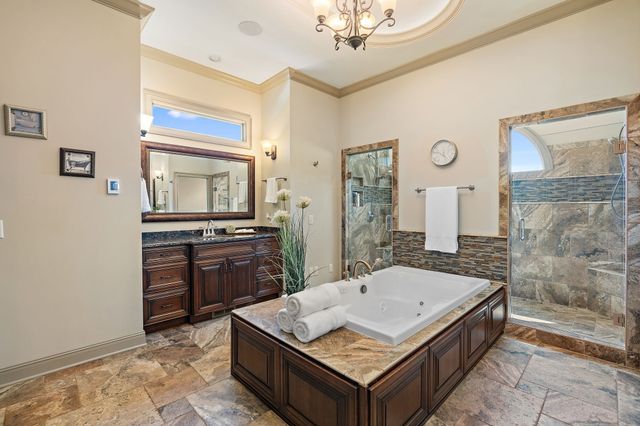 6704 Highway 52, W, Lafayette, TN 37083