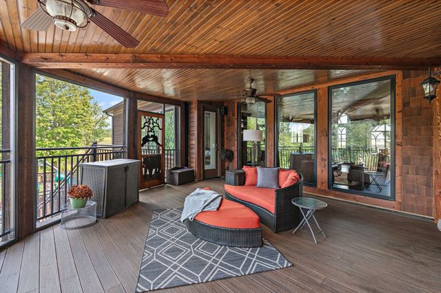 6704 Highway 52, W, Lafayette, TN 37083