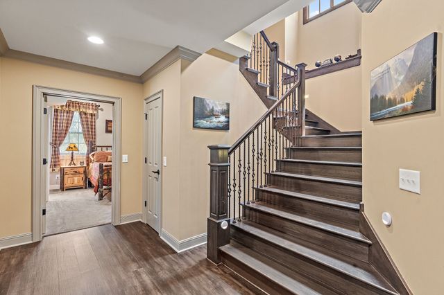 6704 Highway 52, W, Lafayette, TN 37083