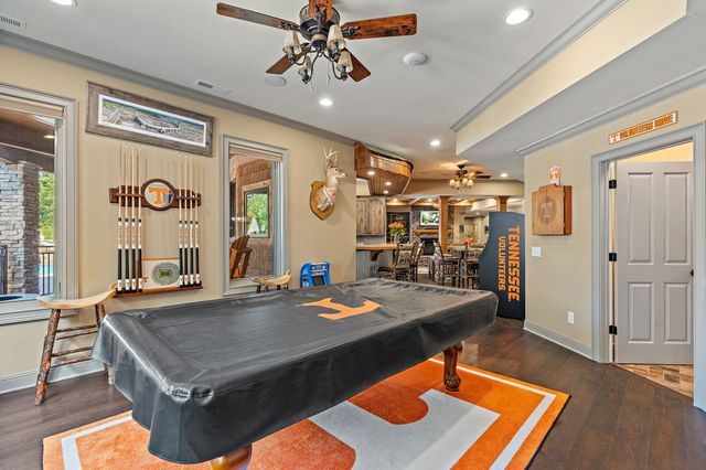 6704 Highway 52, W, Lafayette, TN 37083