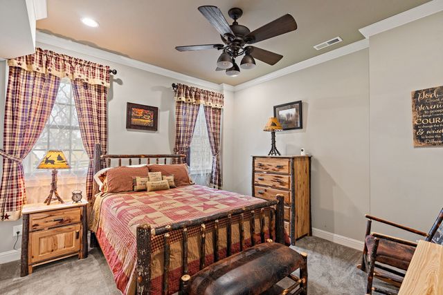 6704 Highway 52, W, Lafayette, TN 37083