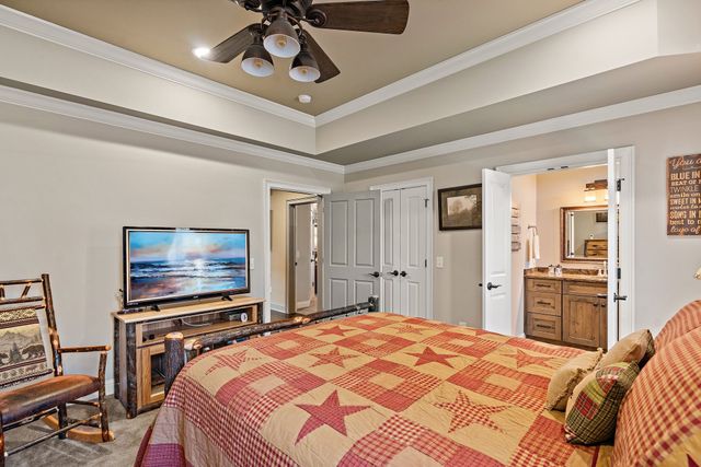 6704 Highway 52, W, Lafayette, TN 37083