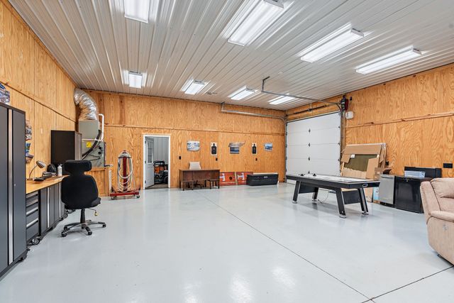 6704 Highway 52, W, Lafayette, TN 37083