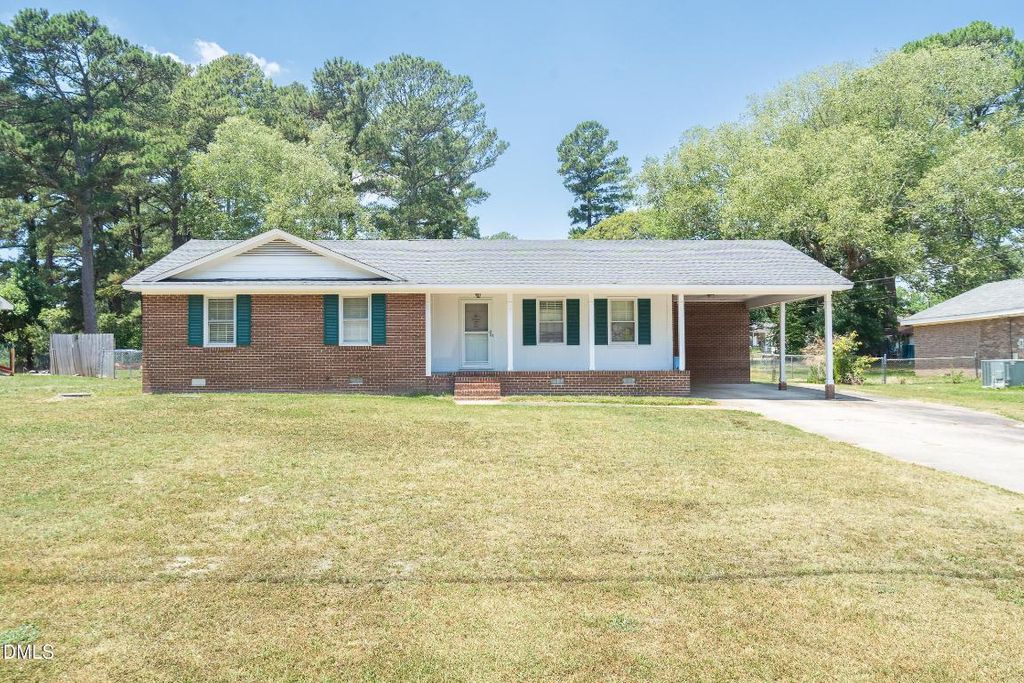3011 Eliza Place N, Wilson, NC 27896
