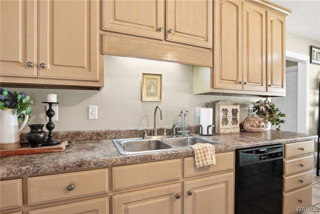 1910 Collier, Tuscaloosa, AL 35405