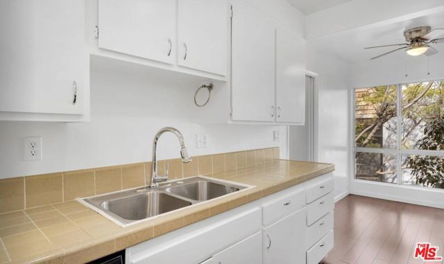 5845 Doverwood Drive 302, Culver City, CA 90230